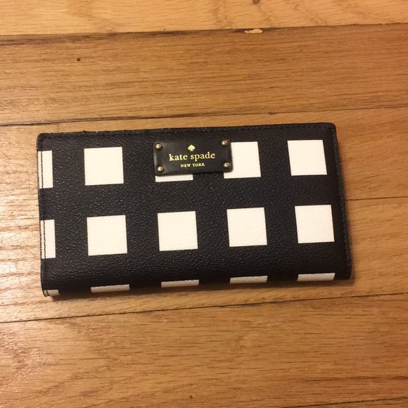 kate spade Handbags - NWT Kate Spade leather wallet